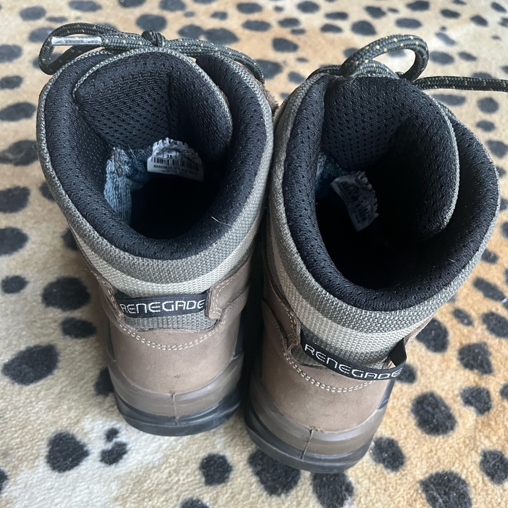 Lowa Women's Renegade GTX Mid Brown Boots ladies 7 Wide - Picture 3 of 7